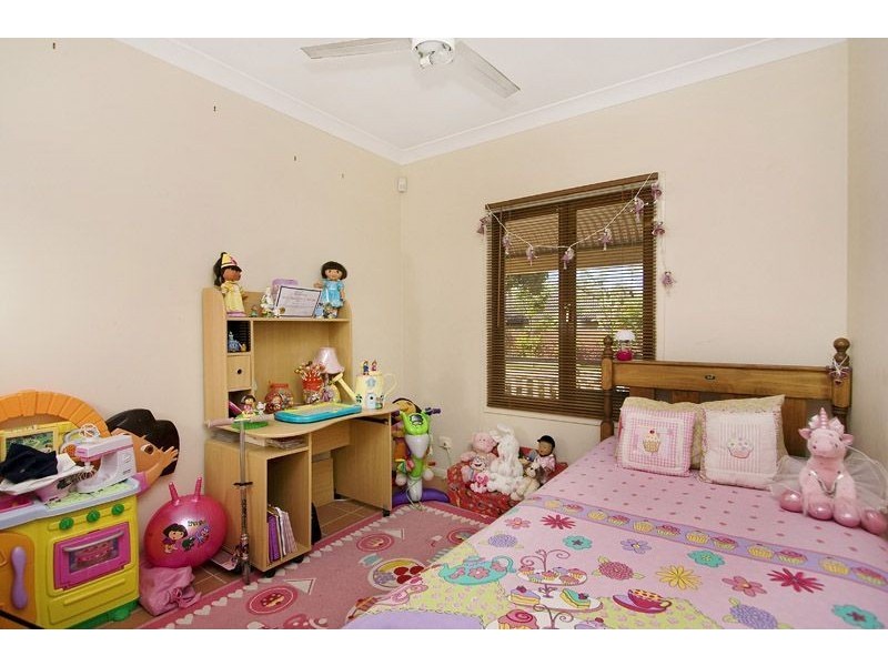 13 Simpson Way, Forest Lake QLD 4078