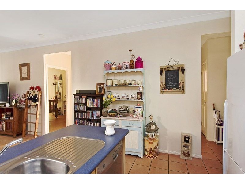 13 Simpson Way, Forest Lake QLD 4078