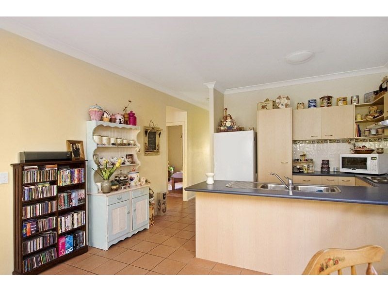 13 Simpson Way, Forest Lake QLD 4078