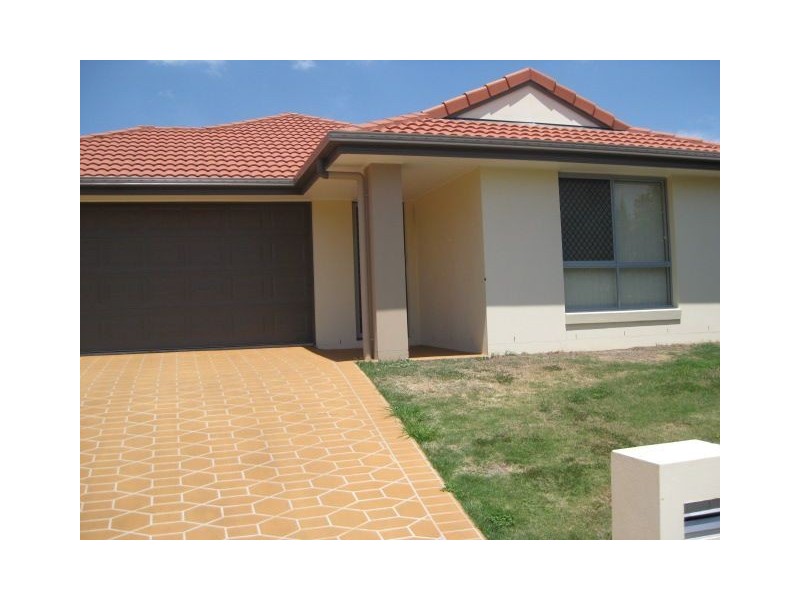 50 Degas St, Forest Lake QLD 4078