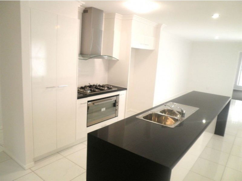 15 Armisfield Street, Doolandella QLD 4077