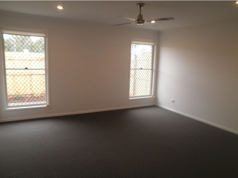 15 Armisfield Street, Doolandella QLD 4077