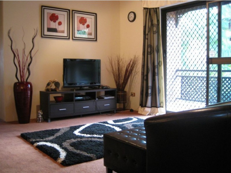 341 Old Logan Road, Camira QLD 4300