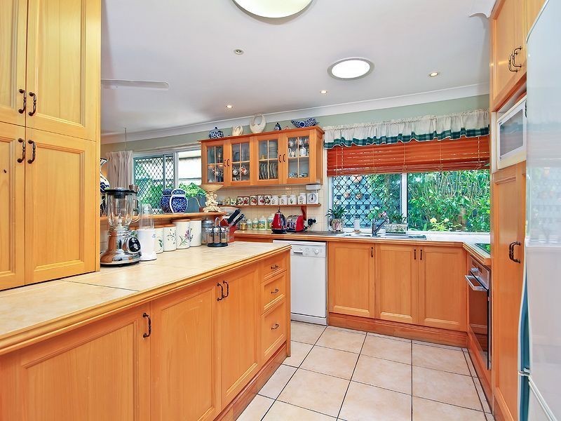 76 Jindabyne Circuit, Forest Lake QLD 4078