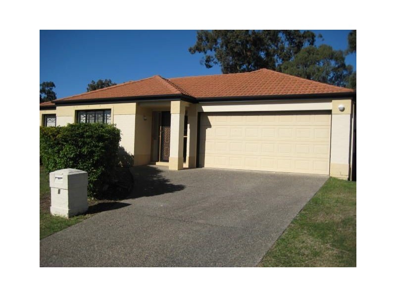 1 Sugarloaf Street, Forest Lake QLD 4078
