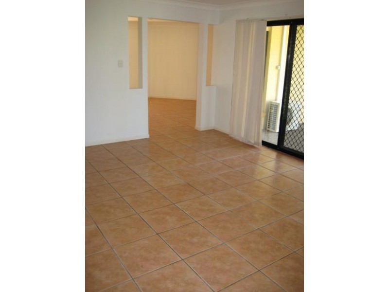 1 Sugarloaf Street, Forest Lake QLD 4078