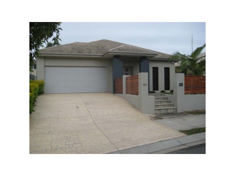 101 Sanctuary Drive, Forest Lake QLD 4078