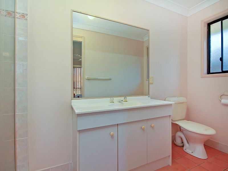 3 Carolina Parade, Forest Lake QLD 4078