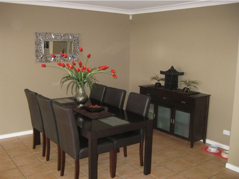 18 Gilberton Crescent, Forest Lake QLD 4078