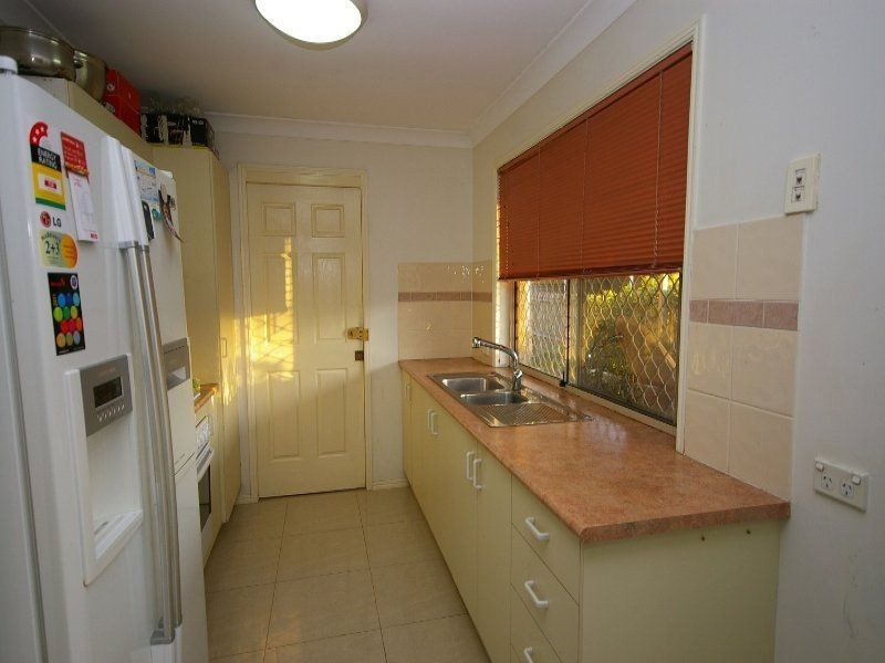 2 Tammar Close, Doolandella QLD 4077