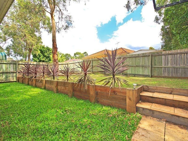 18 Oxley Place, Forest Lake QLD 4078