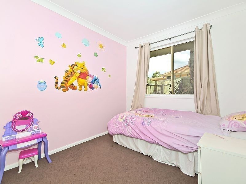 18 Oxley Place, Forest Lake QLD 4078