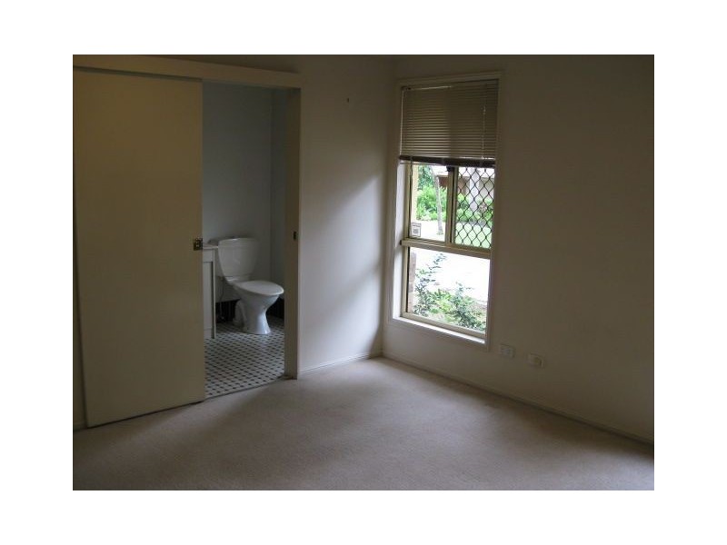 26 Ornata Place, Forest Lake QLD 4078