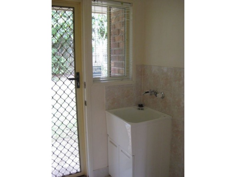 33 Baxter Cres, Forest Lake QLD 4078