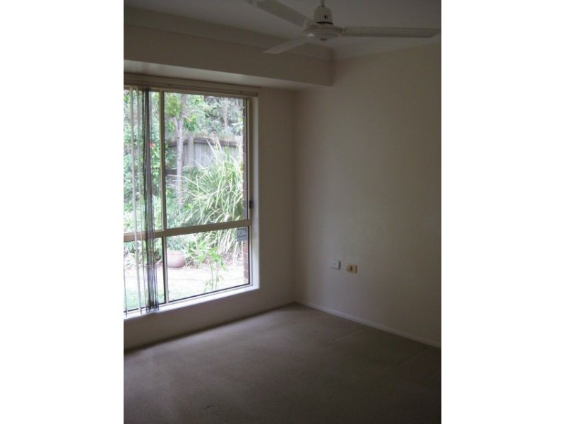 33 Baxter Cres, Forest Lake QLD 4078