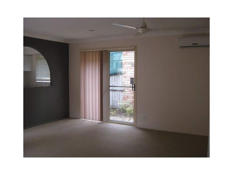 33 Baxter Cres, Forest Lake QLD 4078