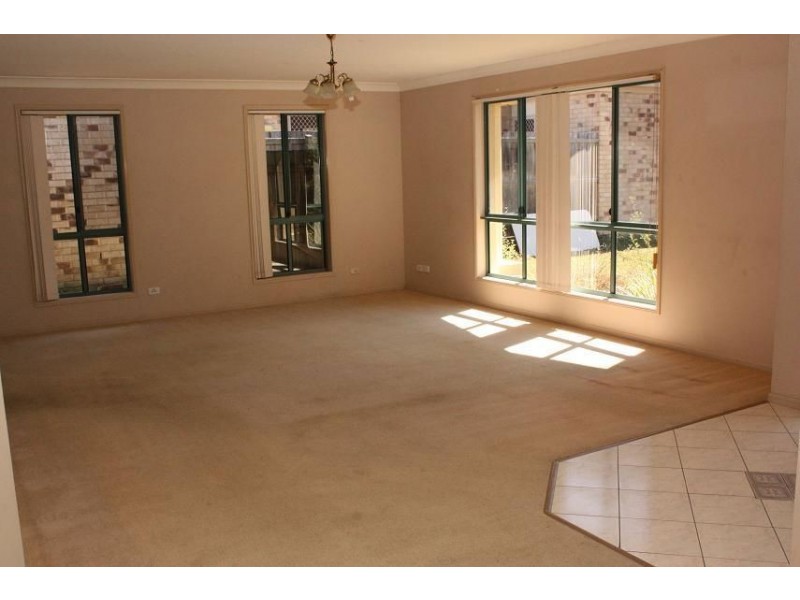 9 Coot-tha Place, Forest Lake QLD 4078