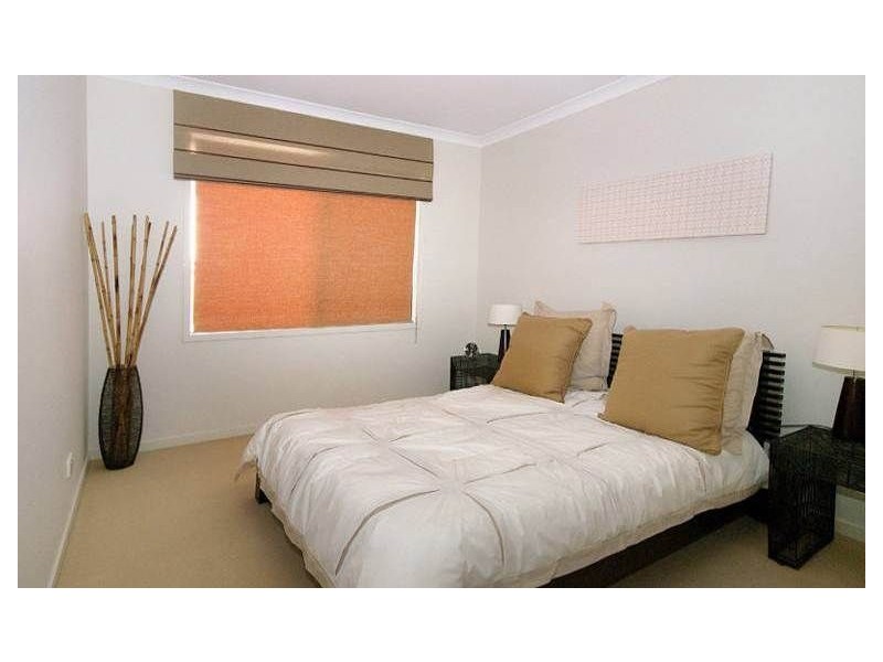 4 Unley Place, Forest Lake QLD 4078