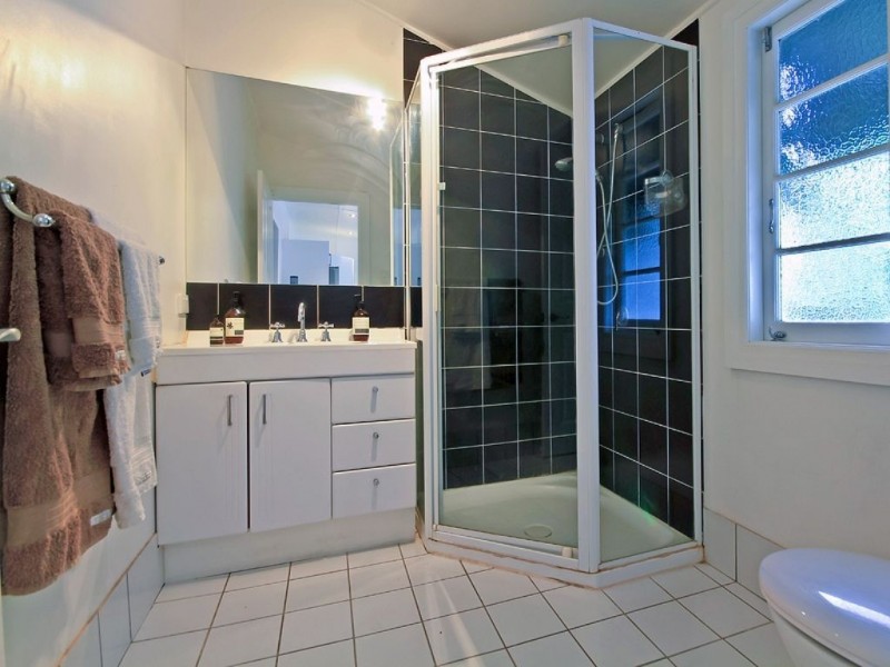 18 Hipwood Street, Spring Hill QLD 4000