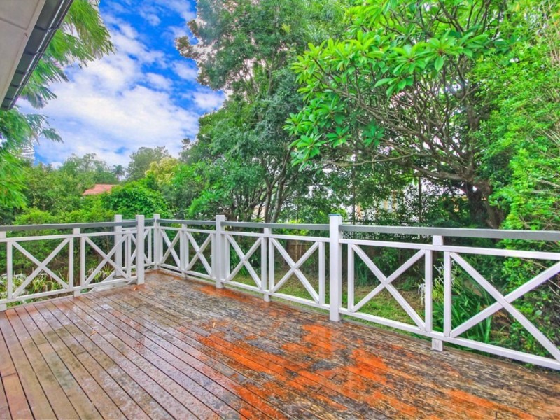 18 Hipwood Street, Spring Hill QLD 4000