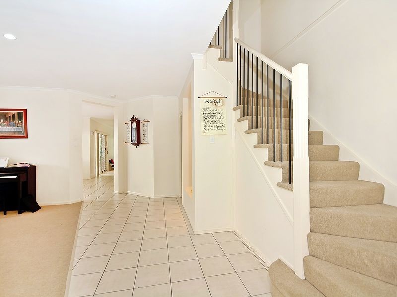 52 Carisbrook Circuit, Forest Lake QLD 4078