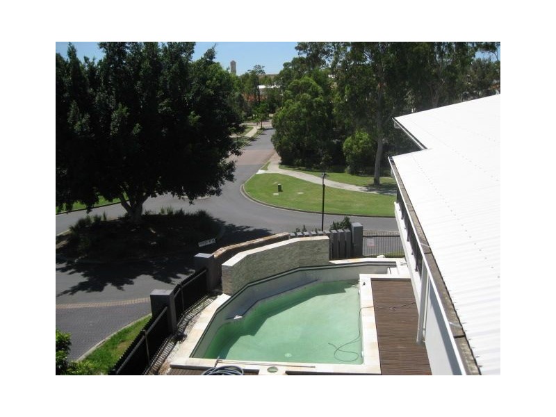 2 Cayman Place, Forest Lake QLD 4078