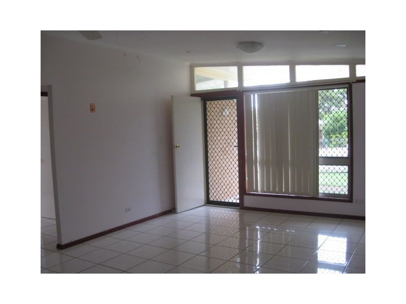 14 Pauline Ave, Ellen Grove QLD 4078