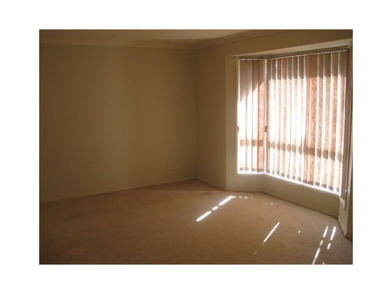 2 Selwyn Close, Forest Lake QLD 4078