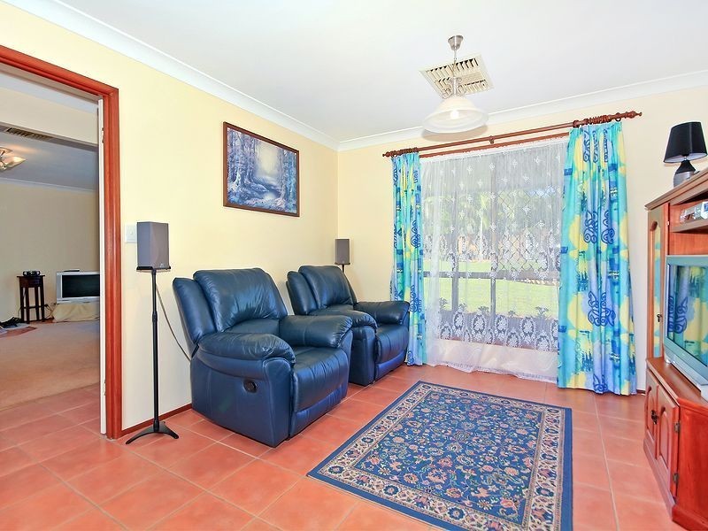 342 Old Logan Road, Camira QLD 4300