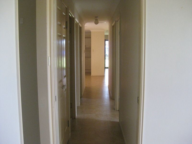 10 Midcrest Lane, Springfield QLD 4300