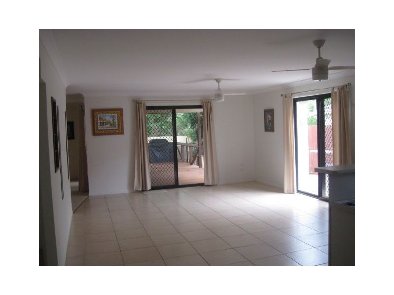 6 Sundown Lane, Forest Lake QLD 4078