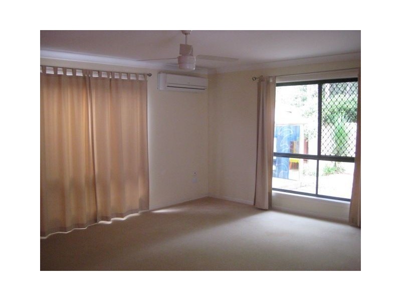 6 Sundown Lane, Forest Lake QLD 4078