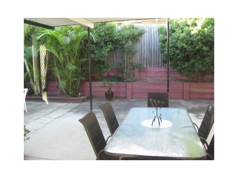 8 Hinchinbrook Cct, Forest Lake QLD 4078