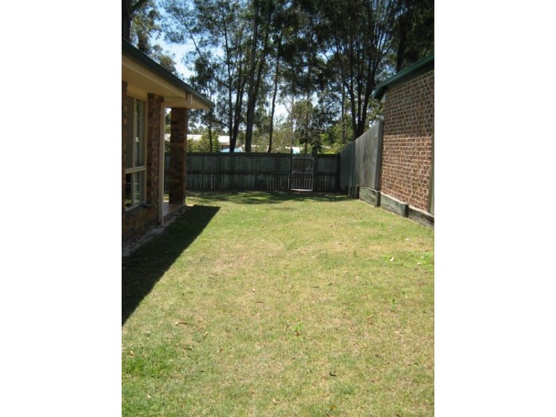 10 Radiata Place, Forest Lake QLD 4078