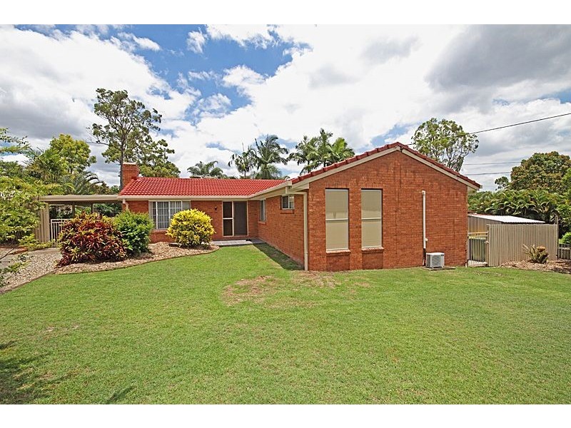 11 Steven Street, Camira QLD 4300