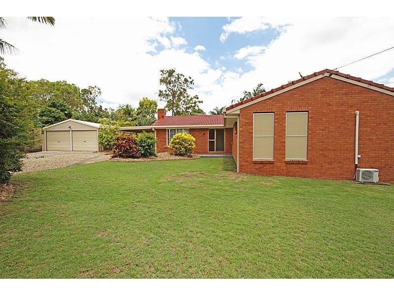 11 Steven Street, Camira QLD 4300