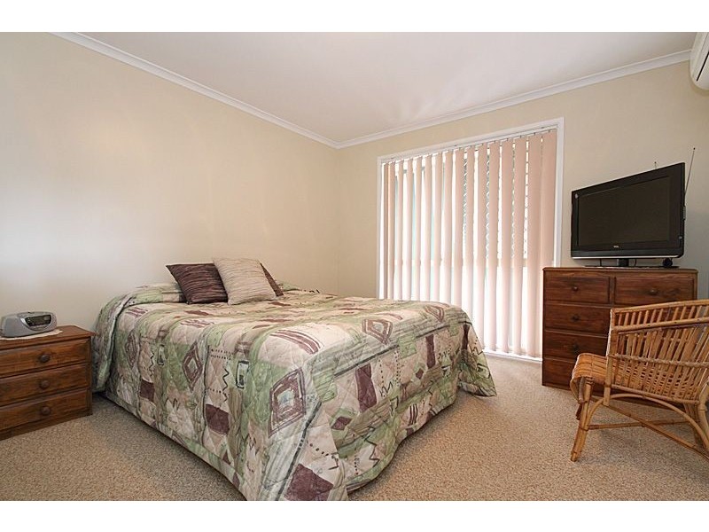 11 Steven Street, Camira QLD 4300