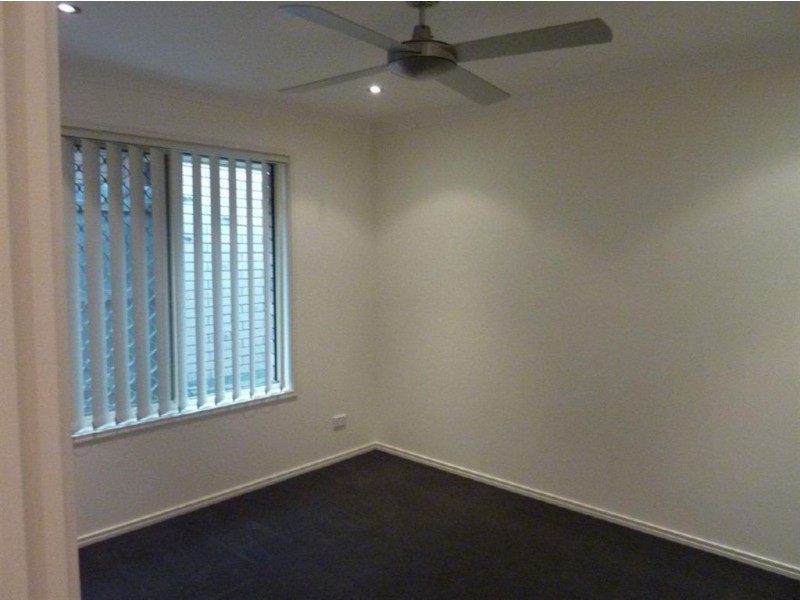 8 Bullen Circuit, Forest Lake QLD 4078