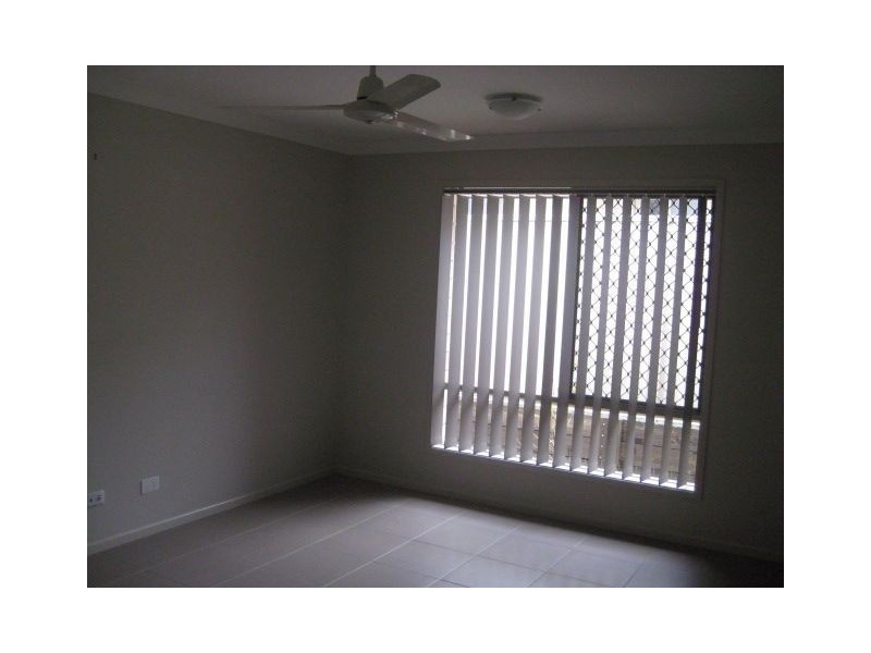 66 Rockfield Rd, Doolandella QLD 4077