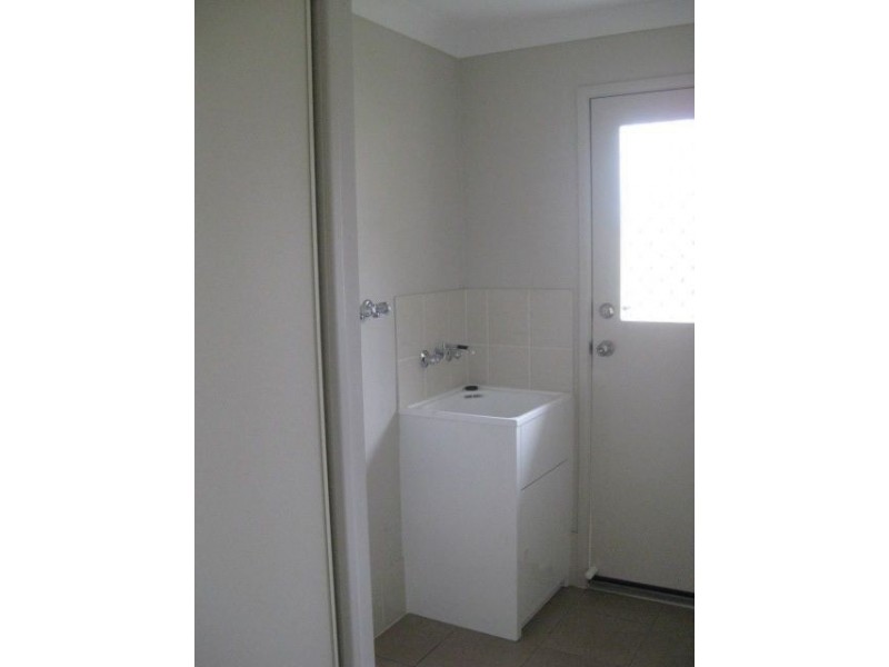 66 Rockfield Rd, Doolandella QLD 4077