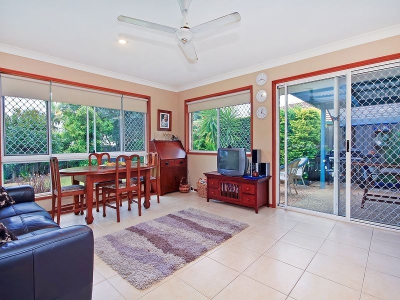 62 Banksia Circuit, Forest Lake QLD 4078