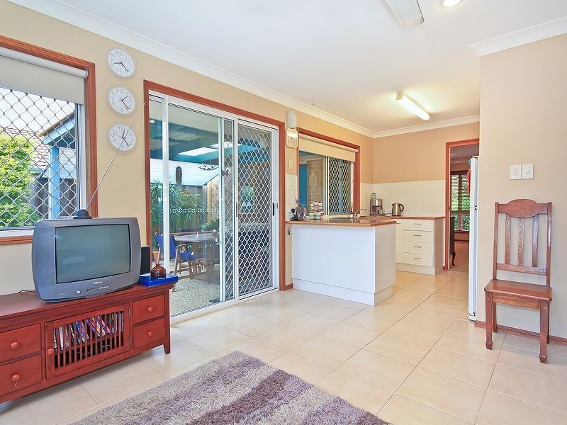 62 Banksia Circuit, Forest Lake QLD 4078