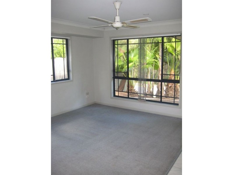 11 Leyburn Crescent, Forest Lake QLD 4078