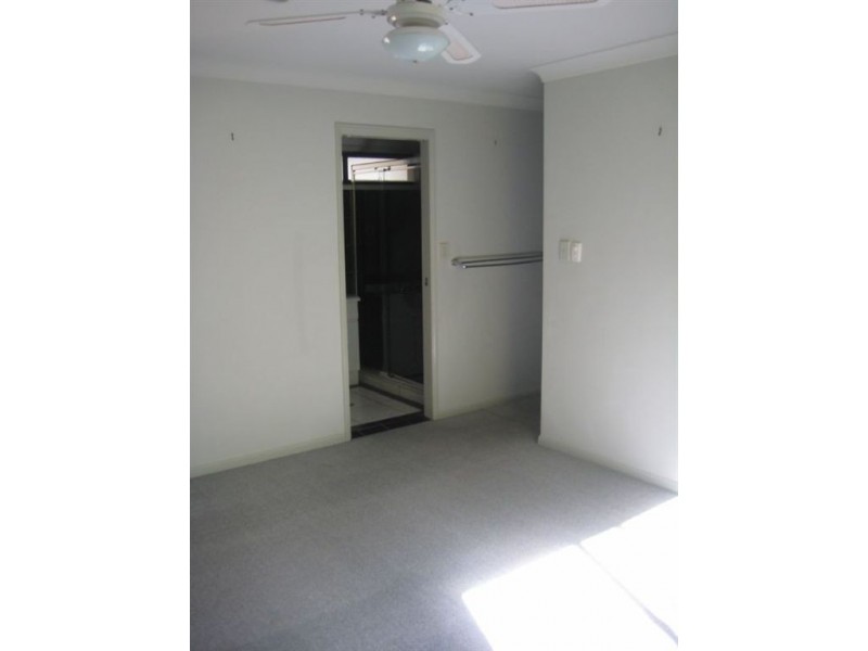 11 Leyburn Crescent, Forest Lake QLD 4078