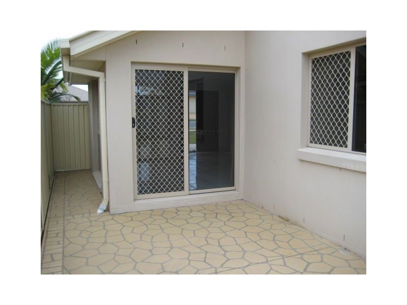 9 St Andrews Place, Forest Lake QLD 4078