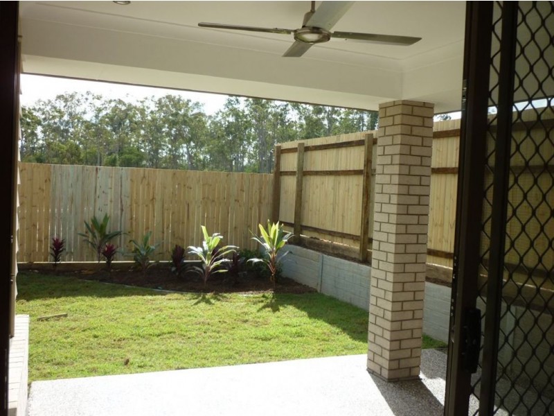 33 Arnaldo avenue, Augustine Heights QLD 4300