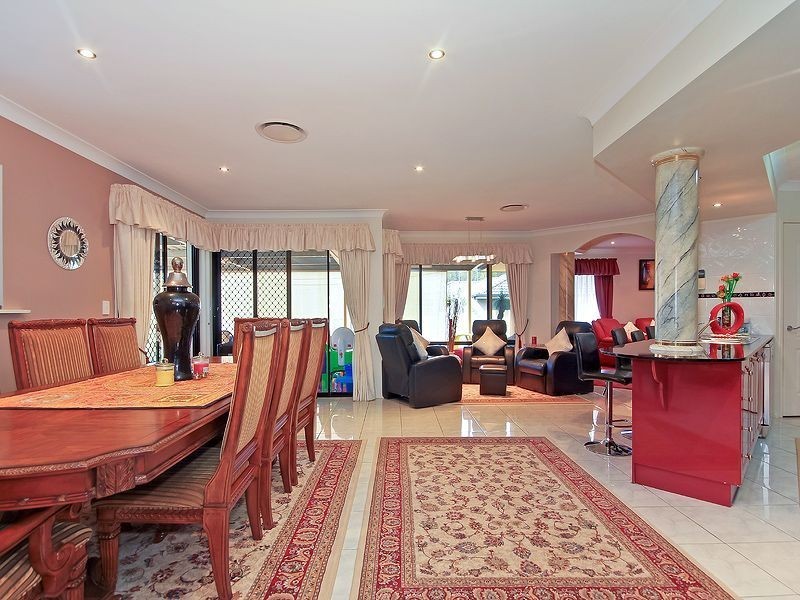 8 Danaid Street, Springfield Lakes QLD 4300