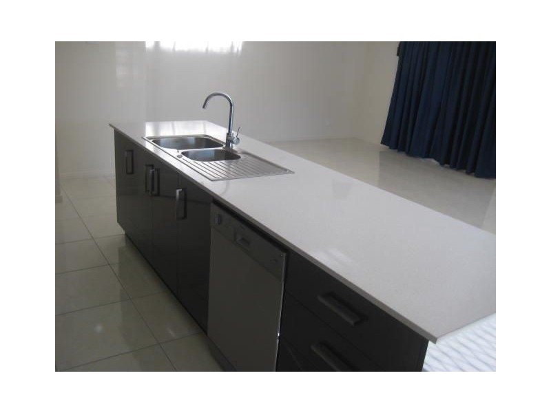 29 Honeypot Avenue, Springfield Lakes QLD 4300