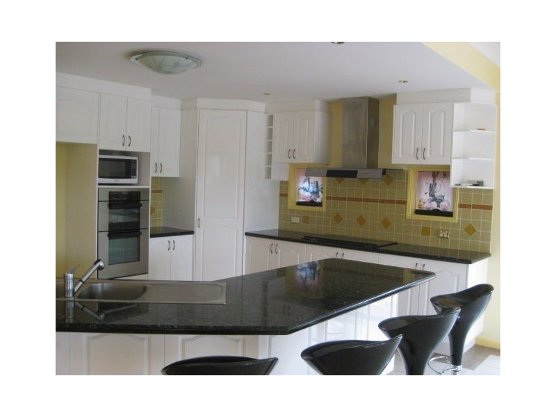 15 The Esplanade, Forest Lake QLD 4078