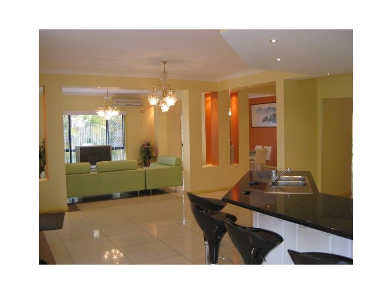 15 The Esplanade, Forest Lake QLD 4078